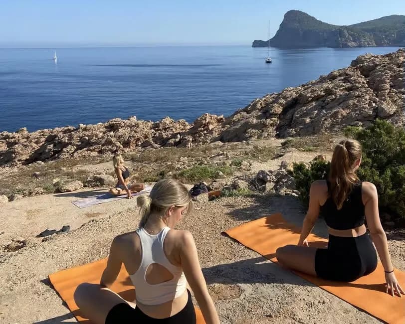 Qué hacer en Ibiza cuando no hay fiesta: 10 planes alternativos para disfrutar de día